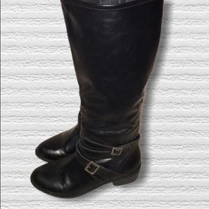 Dakota Faux Leather Black Boots w Buckle Size 7.5